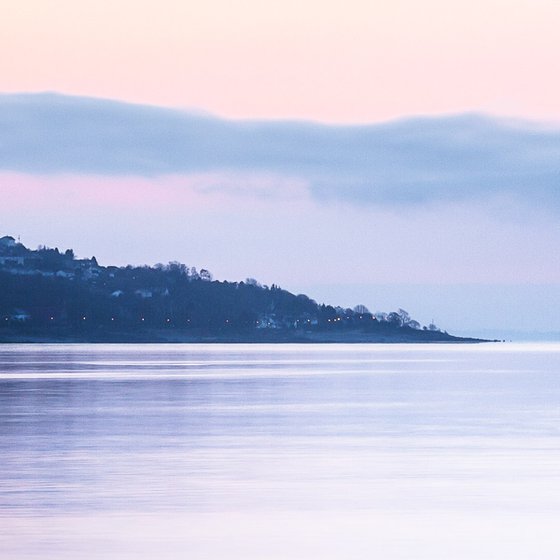 Pastel Dawn on the Clyde