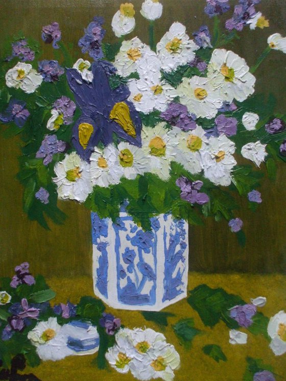 Vase of flowers