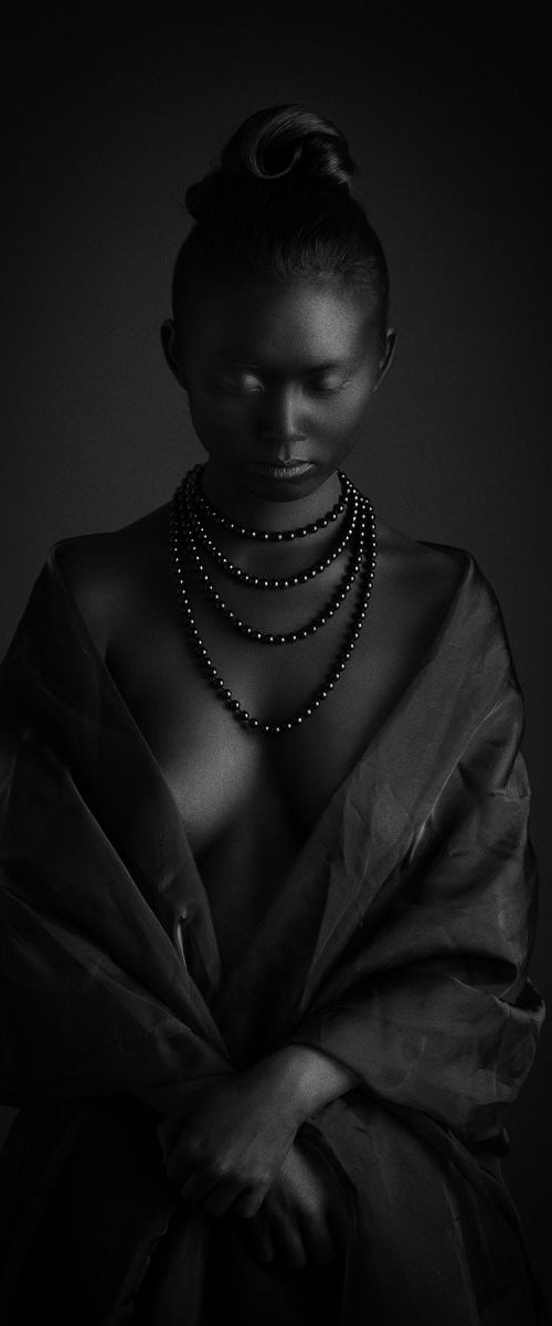 Black pearls II. Limited edition 2 of 10 by Peter Zelei