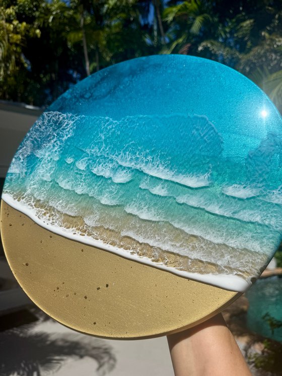 Round ocean #108