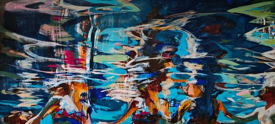 Dancing in the liquid light