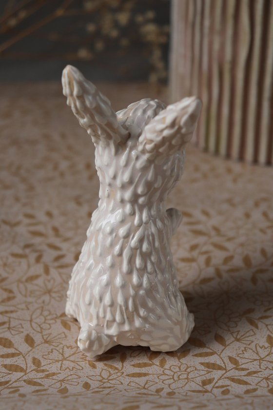 Rabbit. Tiny sculpture by Elya Yalonetski