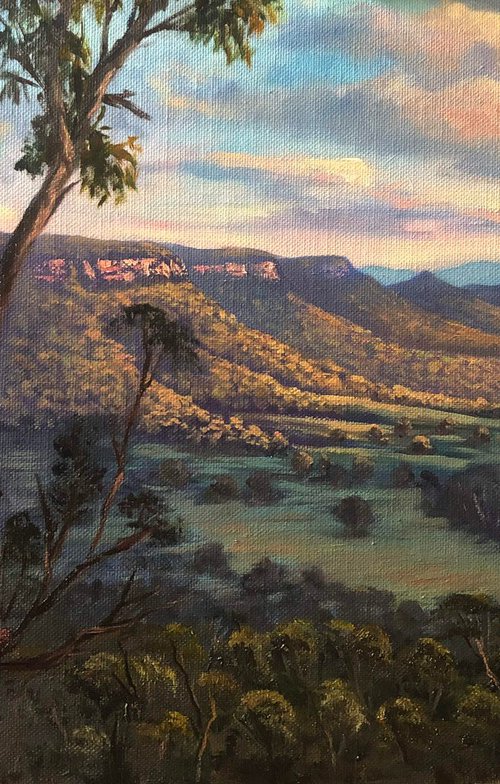 Sunset on Kenimbla Valley, NSW by Christopher Vidal