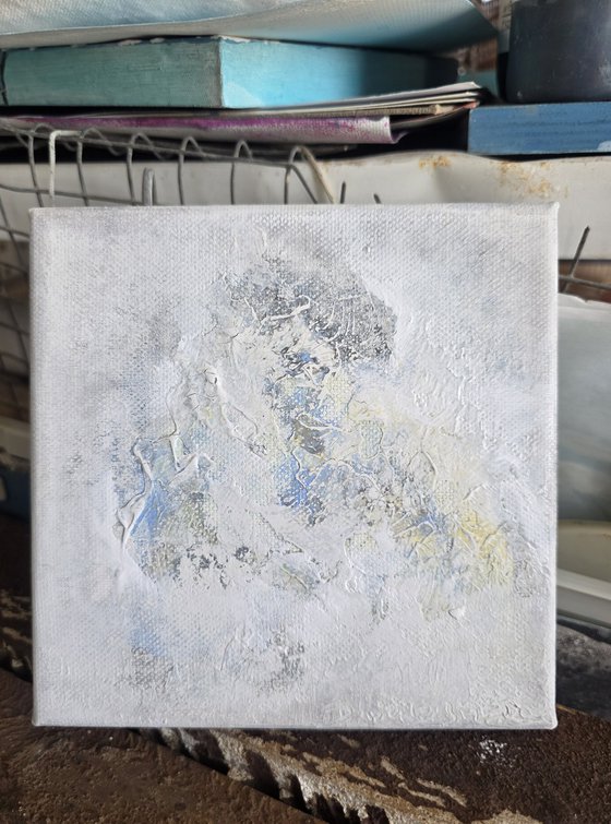 White Little story VIII