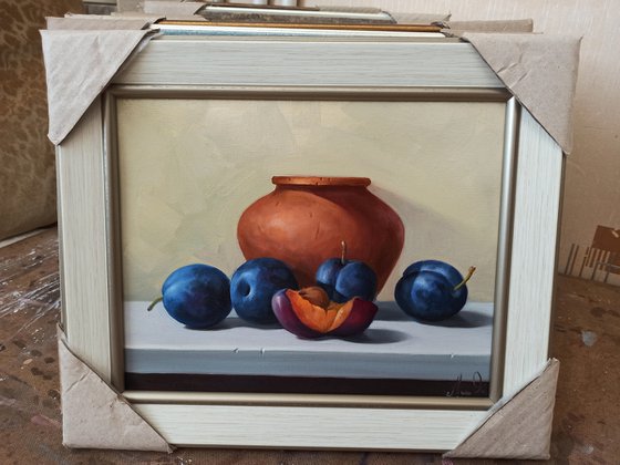 Still life with plums-5 (24x30cm, oil painting, ready to hang)