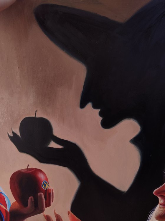 Snow White tries the apple!