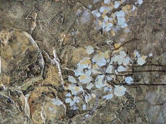 Gold Fantasy. Fragments of Summer Collection.