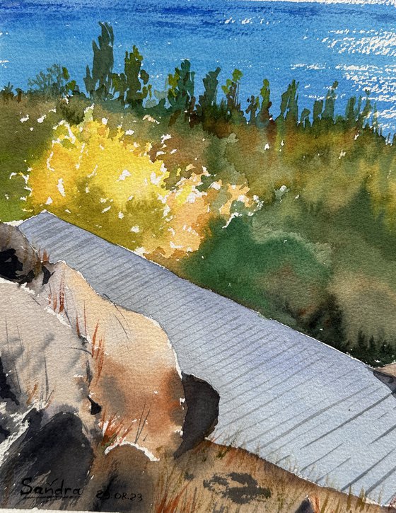 A sunny autumn day on Lake Sivan