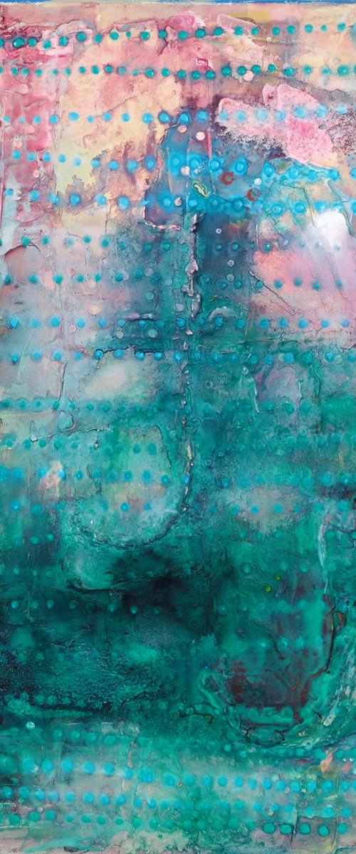 Sand and moss - abstract with structure by Sara Rodighiero