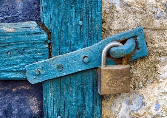 blue wood and Lock