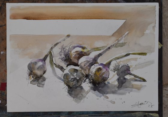Garlic on table