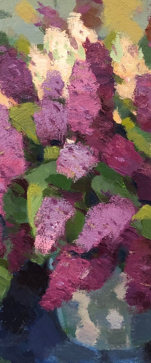 Lilac 2 by Sergey Kachin