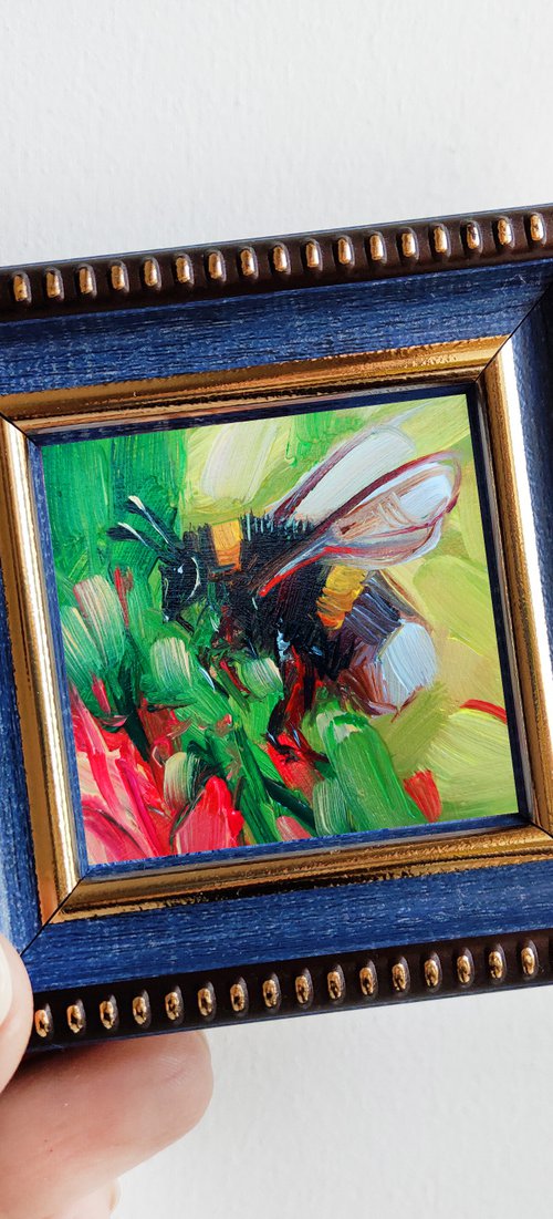 Bumblebee by Nataly Derevyanko
