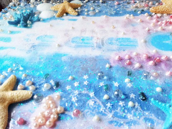 Pink Castle. Under the Sea. Fantasy fairy tale Decorative painting with pearls, rose quartz and shells