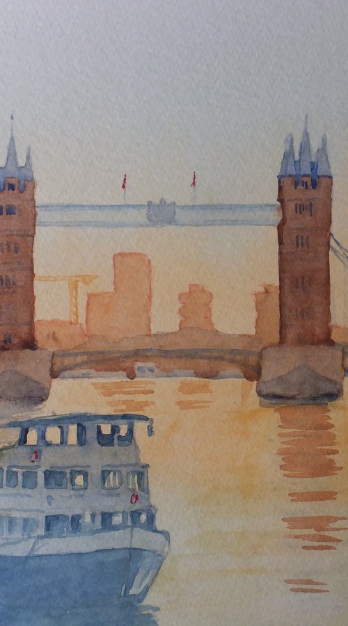 Tower Bridge, London at Sunrise by David Harmer