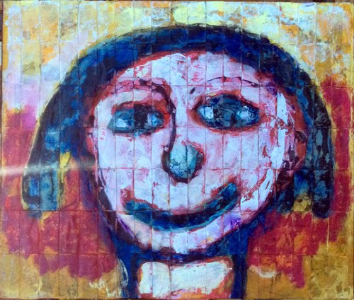 Smiling girl by Gabo Mendoza
