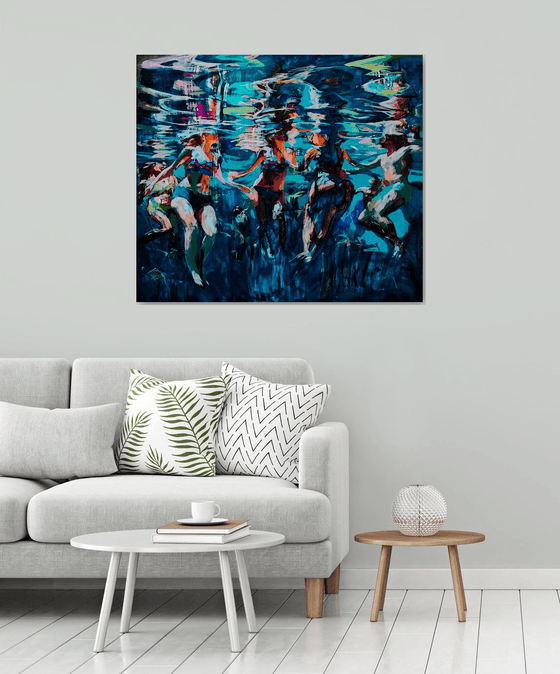 Dancing in the liquid light