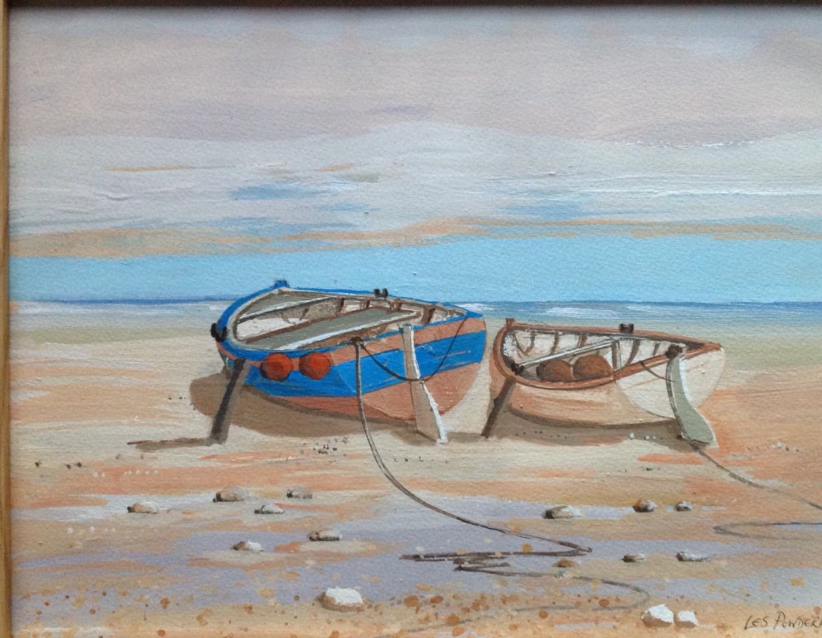 2 boats on the beach ,nothing to do. by Les Powderhill
