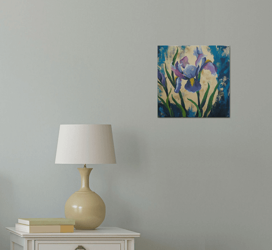 Iris on gold