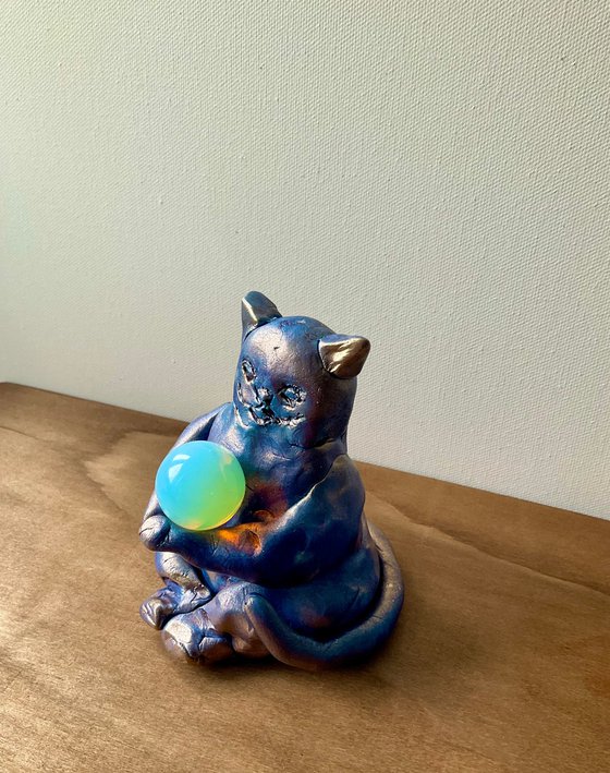 CLAIRVOYANT CAT