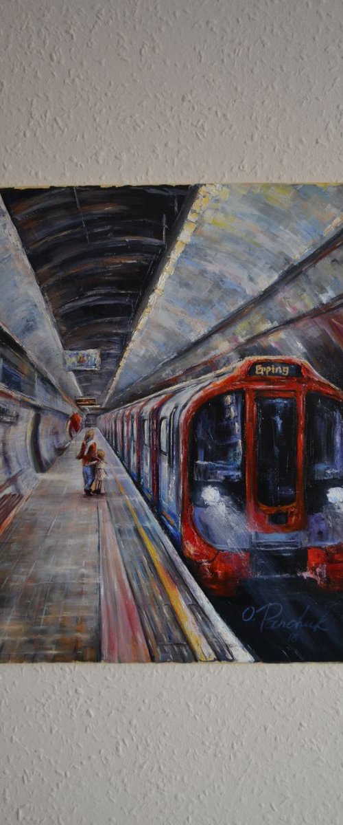 london underground ( train to Epping) by Oleg Panchuk