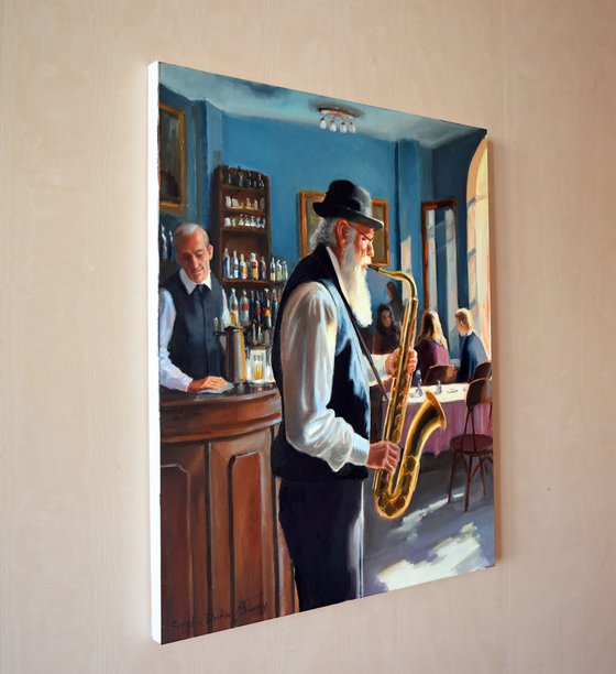 The elderly Saxophonist