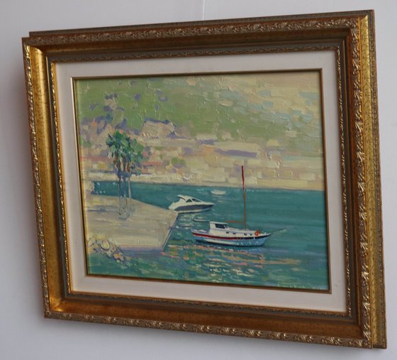 Midday at the port of Turunc