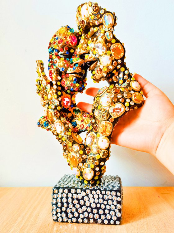 Love couple Man & Woman - crystal abstract sculpture (Klimt inspired)