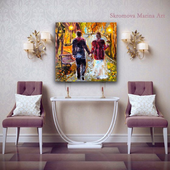 LOVERS ' WALK - Bride and groom. Romantic walk. Couple in love. Autumn Park. Two. Meeting. Senses. Joy.