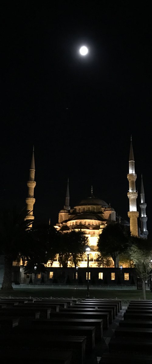 ISTANBUL BY NIGHT by Fabio Accorrà