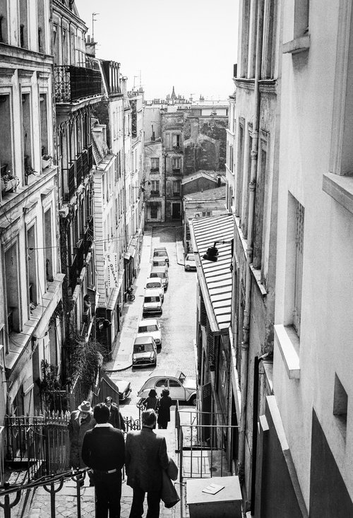 Street View - Montmartre, Paris 1973 by Robbert Frank Hagens
