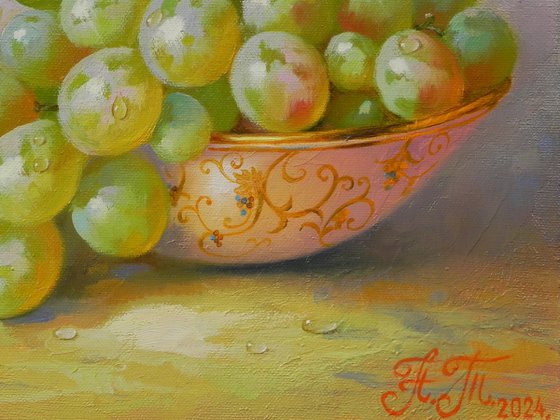 "GRAPES"