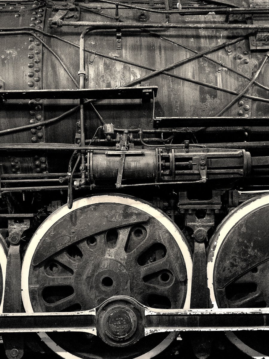 Steam Engine #19 by Robert Tolchin