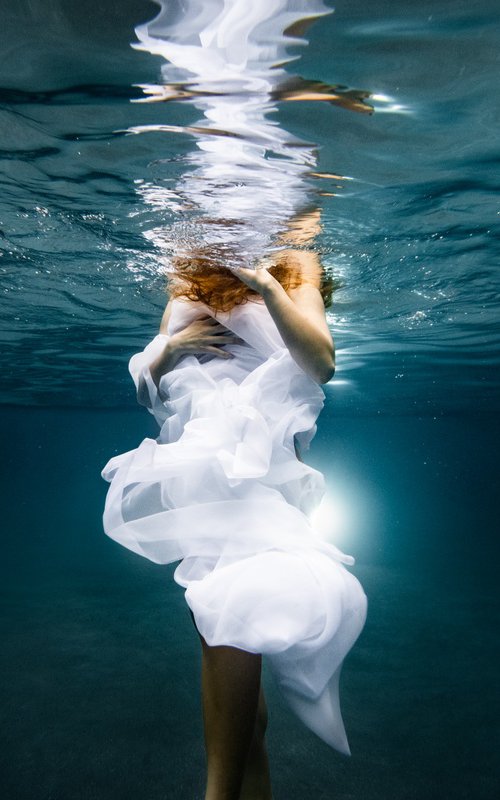 Underwater Woman by Robert Houser