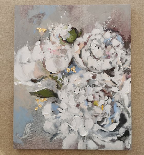 Print on canvas White peonies