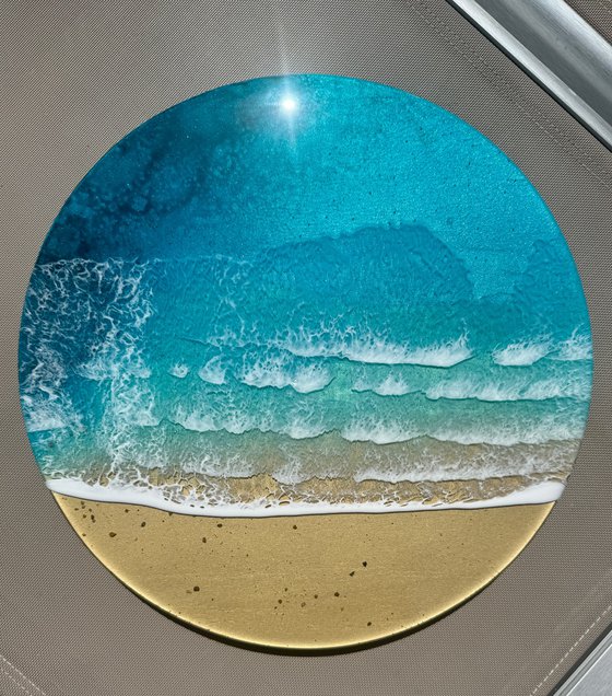 Round ocean #108
