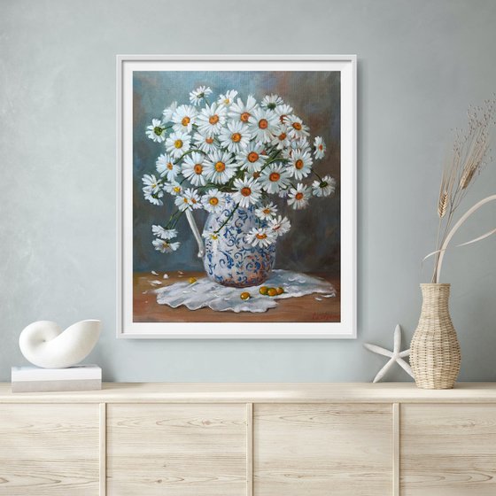 Daisies bouquet . Still life