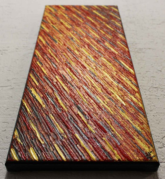 Gray red gold knife texture
