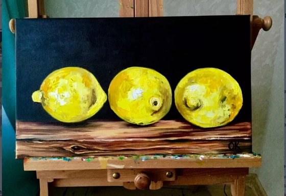 LEMONS.. Still life.