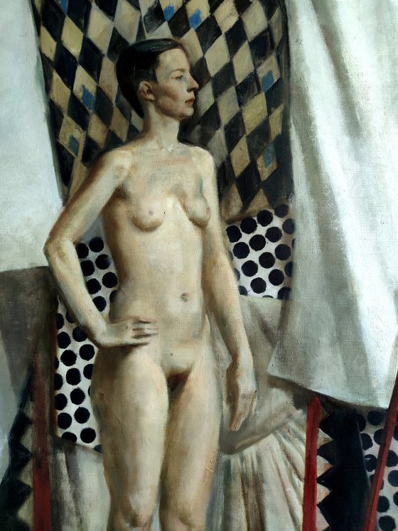 Nude with a spear and a sphere.