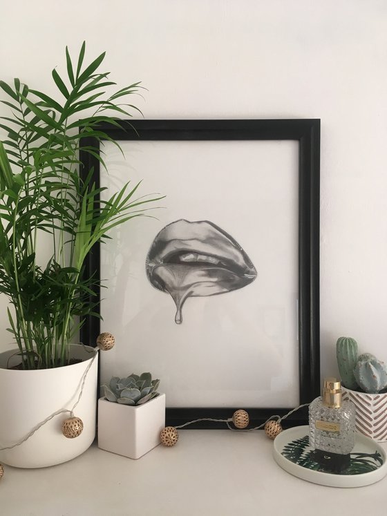 Dripping lip drawing