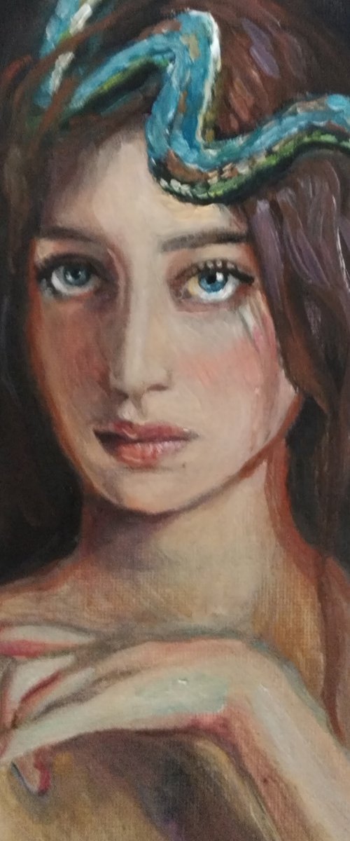 Portrait by Viktória Déri