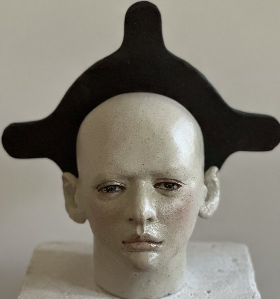 Head with black halo