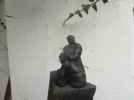 Mother with child - expressive bronze