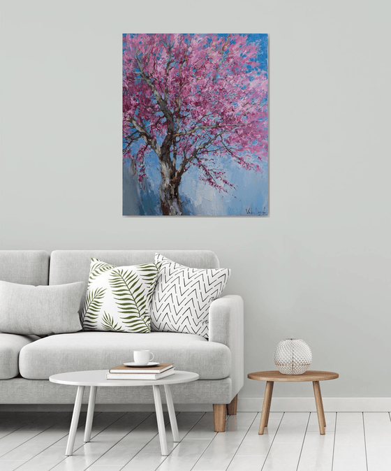 Flowering tree