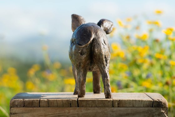 Standing Piglet BR