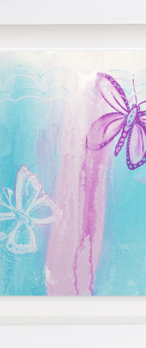 Mini butterfly waves II by Suzie Cumming