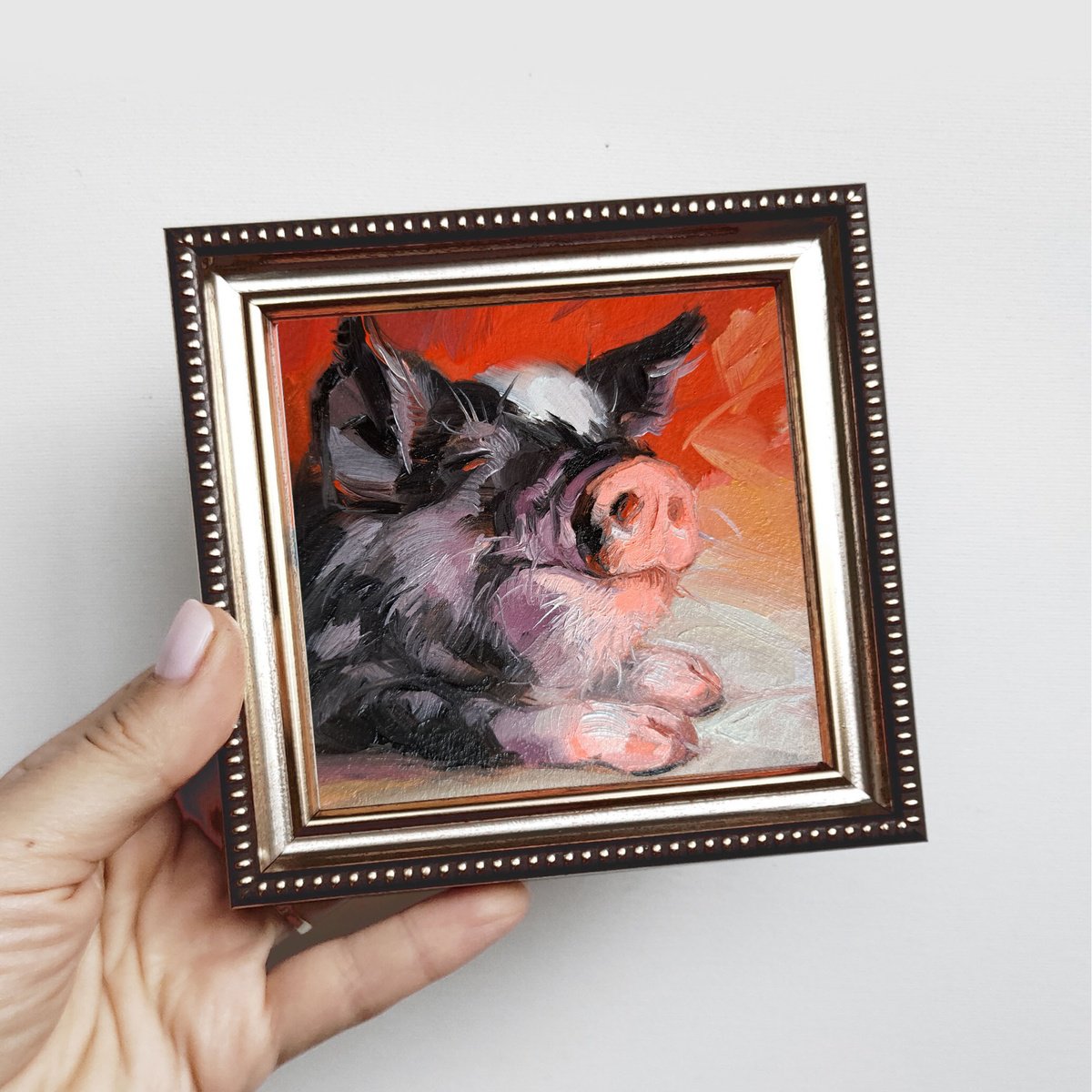 Pig portrait by Nataly Derevyanko