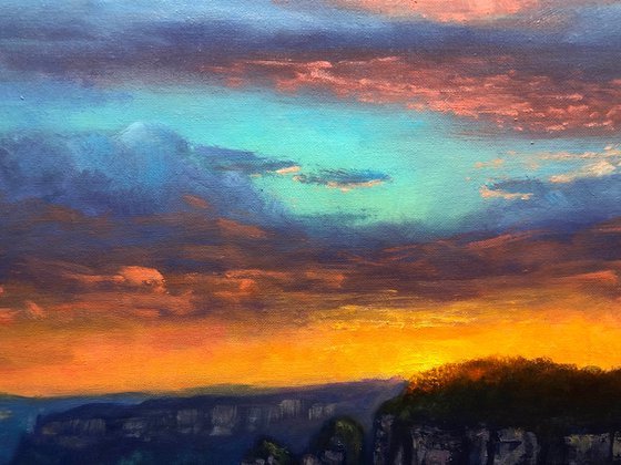 Sunset on Three Sisters from Leura