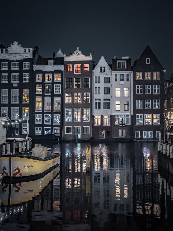 AMSTERDAM NIGHT